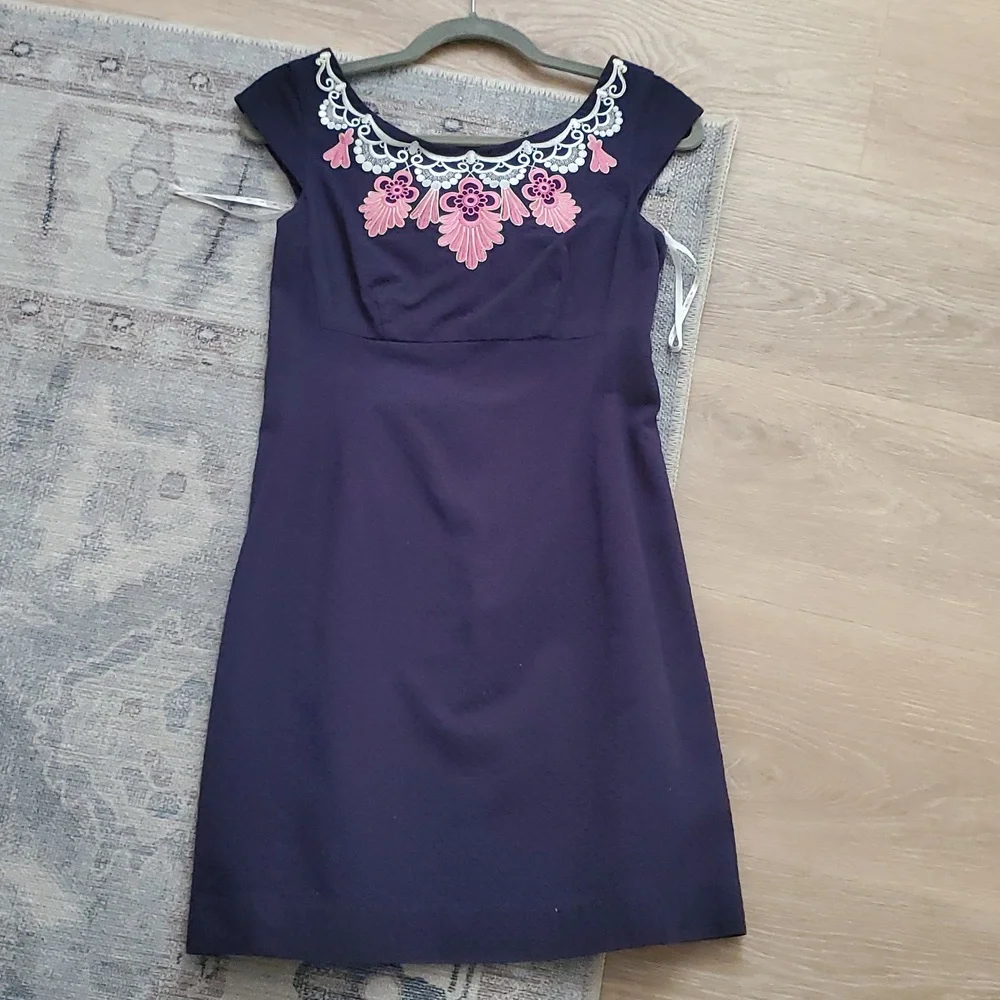 Lilly Pulitzer Allura Dress Navy Embroidered Sheath Dress  Sz2